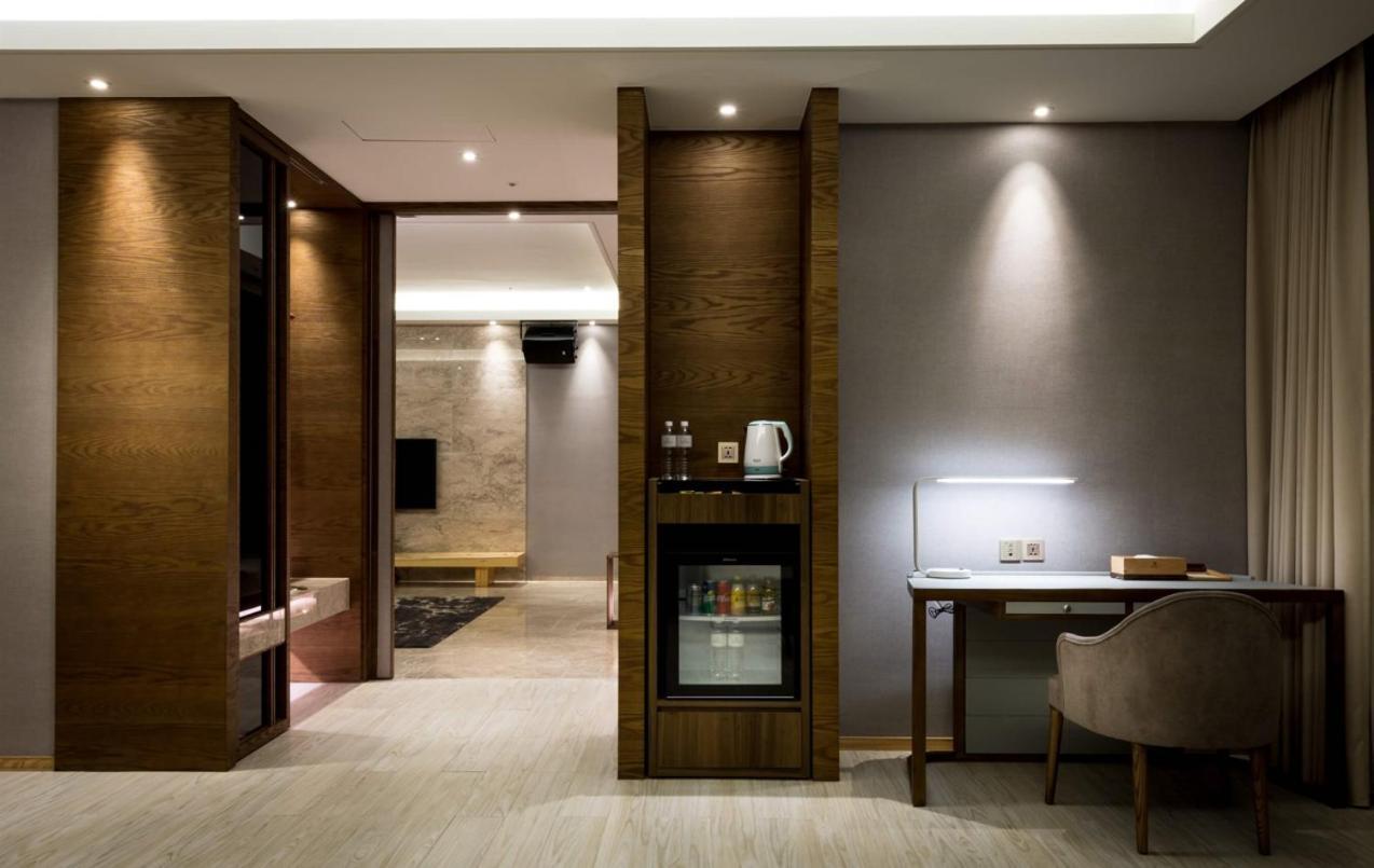 Cuncyue Hot Spring Resort Luodong Quarto foto A room at the hotel